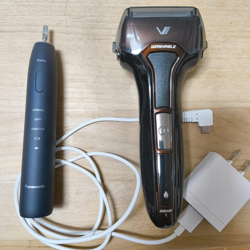 一つのUSB-Cケーブルで充電できる二つ